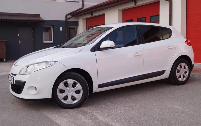 Renault Megane cena 19900 przebieg: 216000, rok produkcji 2009 z Dęblin małe 781